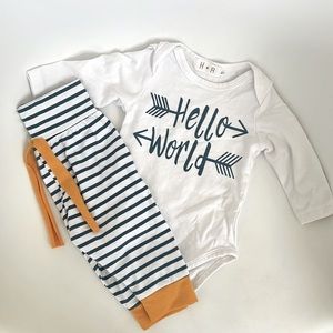 BABY “Hello World” matching set